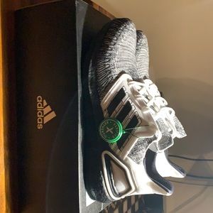 adidas Ultra Boost 20 Oreo